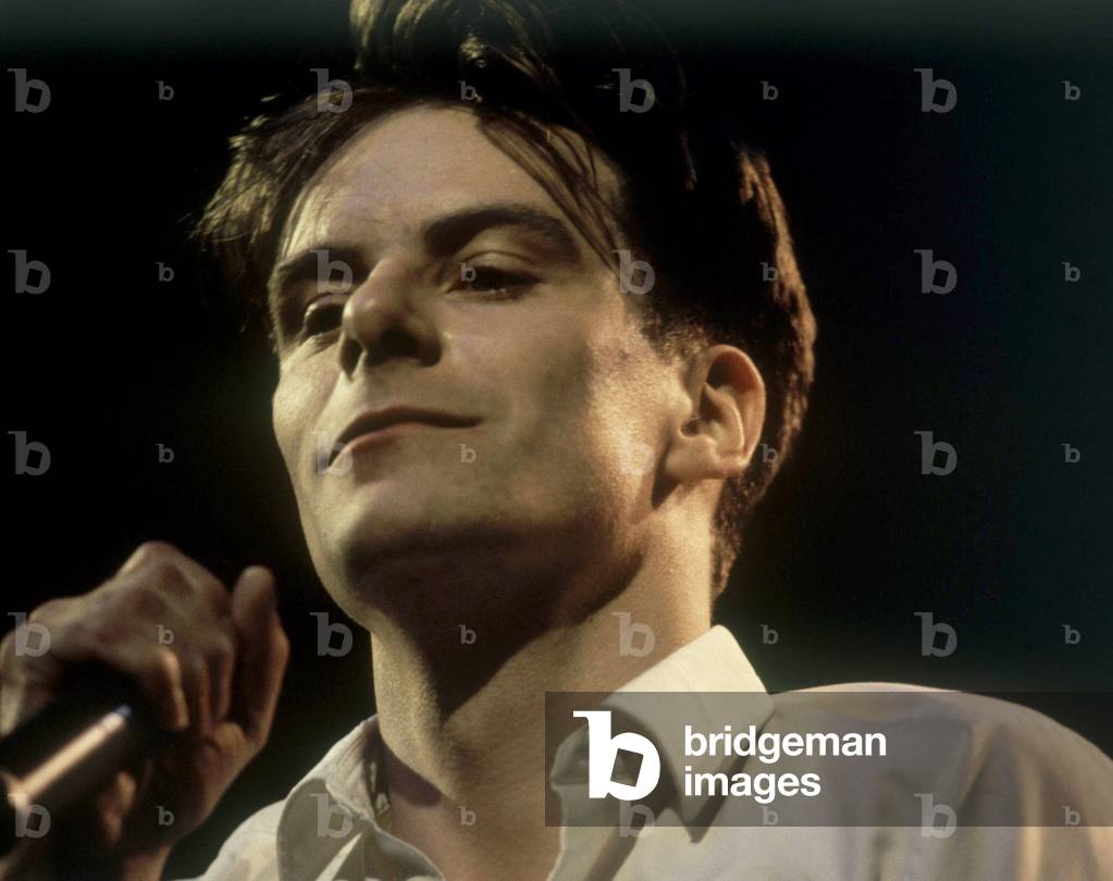 Ricky Ross lead singer of the Deacon Blue seen here perform at the Rock Against the Poll Tax concert at the Usher Hall 1st April 1989 (photo)