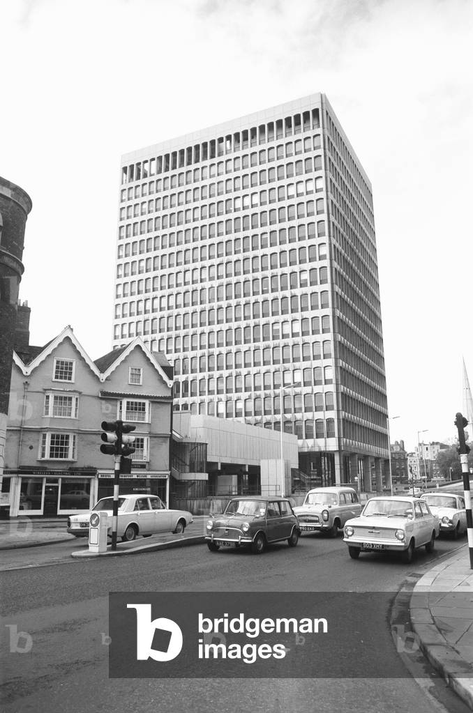 ES & A Robinson's Headquarters and Bristol's first skyscraper at One Redcliffe Street, Bristol 30th October 1967 (b/w photo)