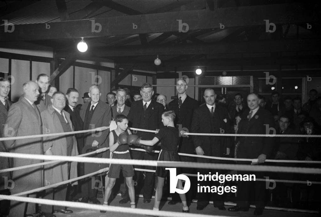 Boys boxing at Shepperton November 1937
