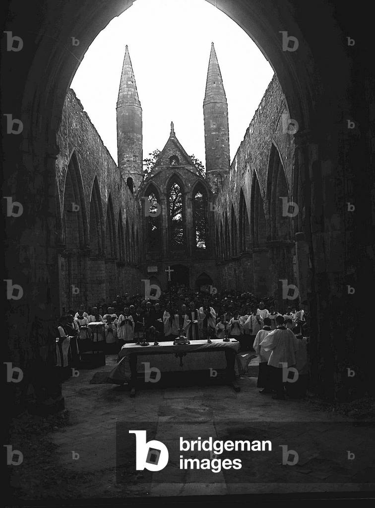 Church bells ringing again, 1943