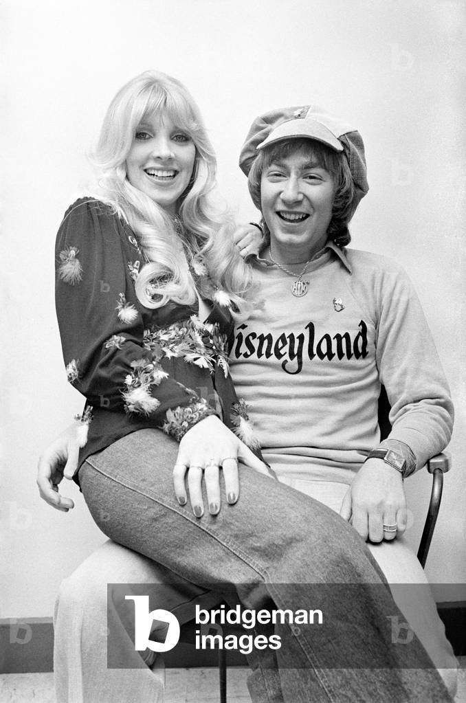 Lynsey De Paul and Barry Blue, January 1975 (b/w photo)