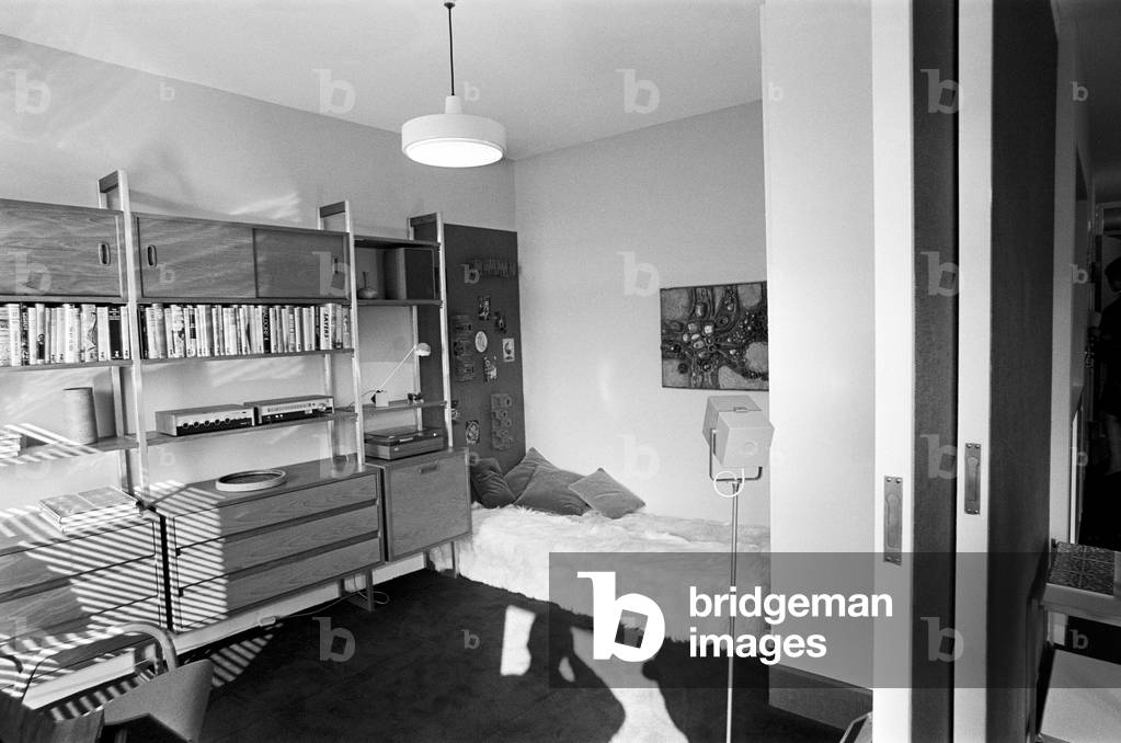 Interior views of Barbican flats, City of London. 21st October 1968 (b/w photo)