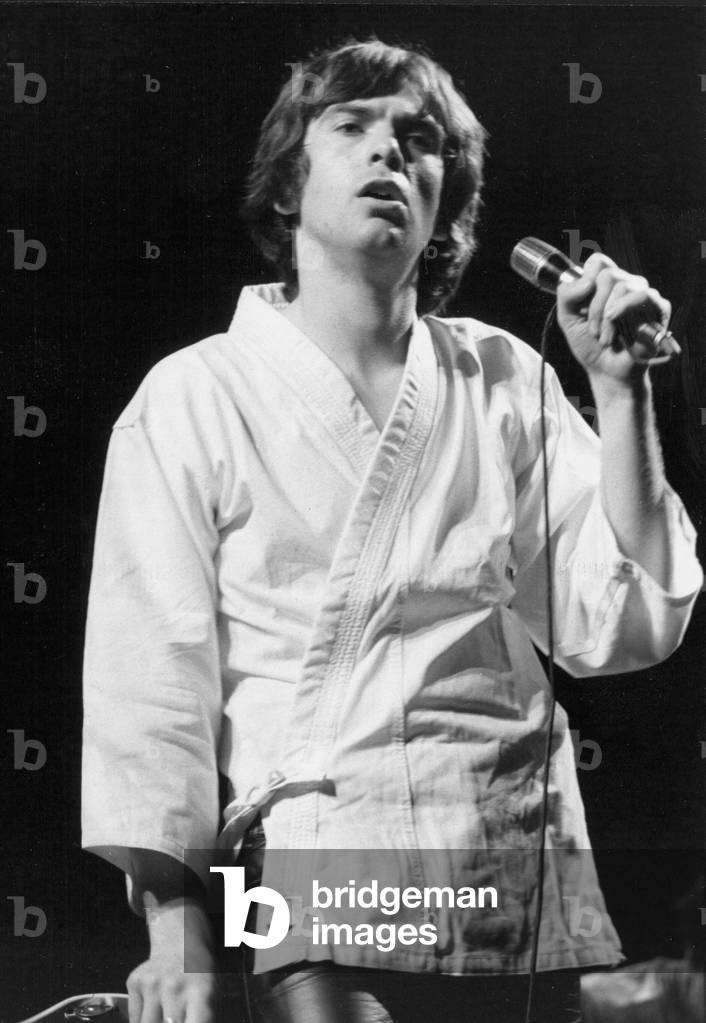 Peter Gabriel the rock star, former lead singer with Genesis, during a solo concert in Paris where he sang to an audience of 200,000, 12/09/1977 (b/w photo)