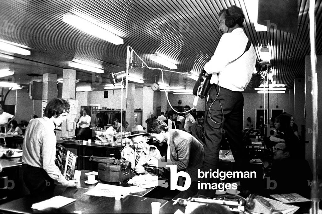 story runs about about reporters never wrote stories with their hats on 1971