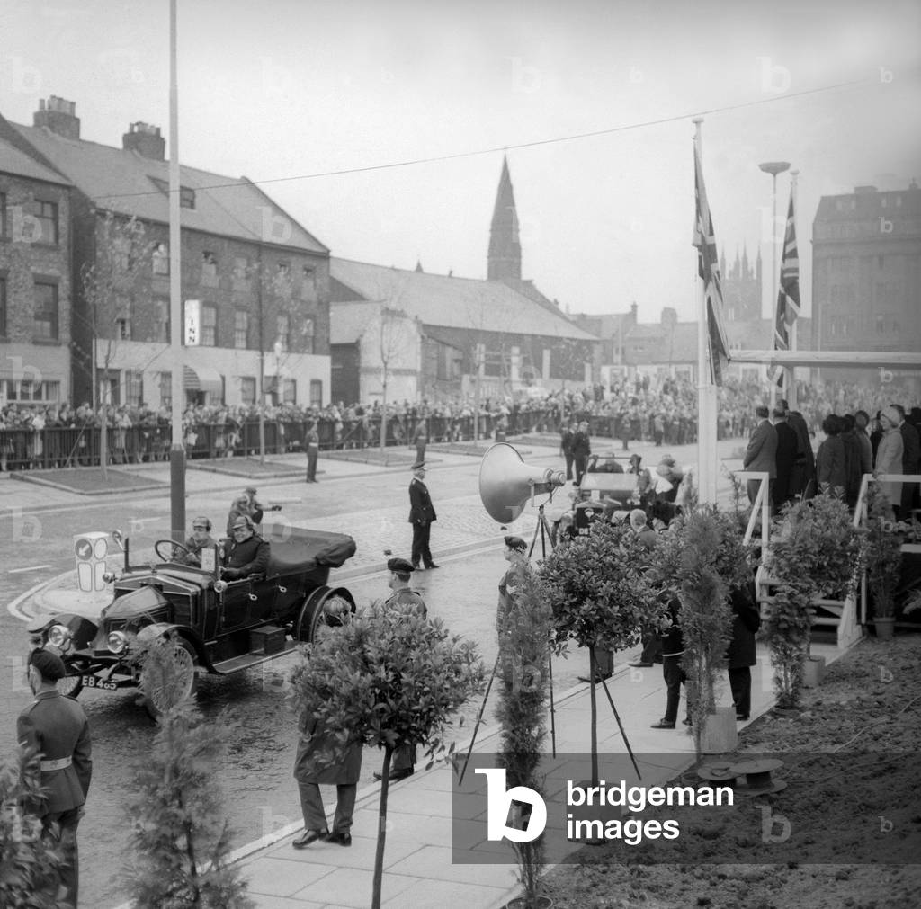 The opening of John Dobson street in Newcastle on Wednesday, May 6, 1970 (b/w photo)
