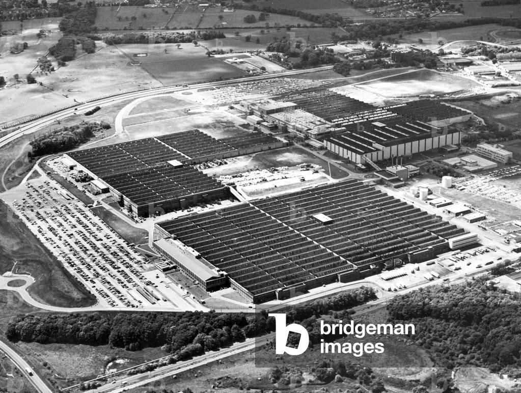 Vauxhall Ellesmere Port, a motor vehicle assembly plant. Ellesmere Port, Cheshire, 27th August 1977 (b/w photo)