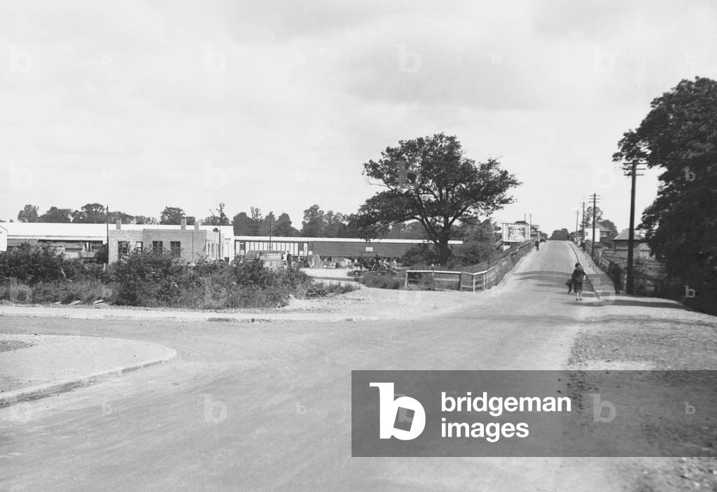 Station bridge Hillingdon, c. 1931 (b/w photo)