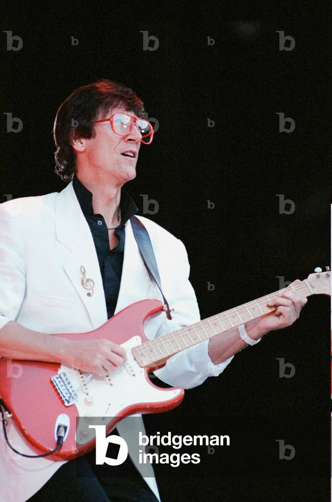 Hank Marvin - From A Distance - The Event. Wembley Stadium
June 16 1989.