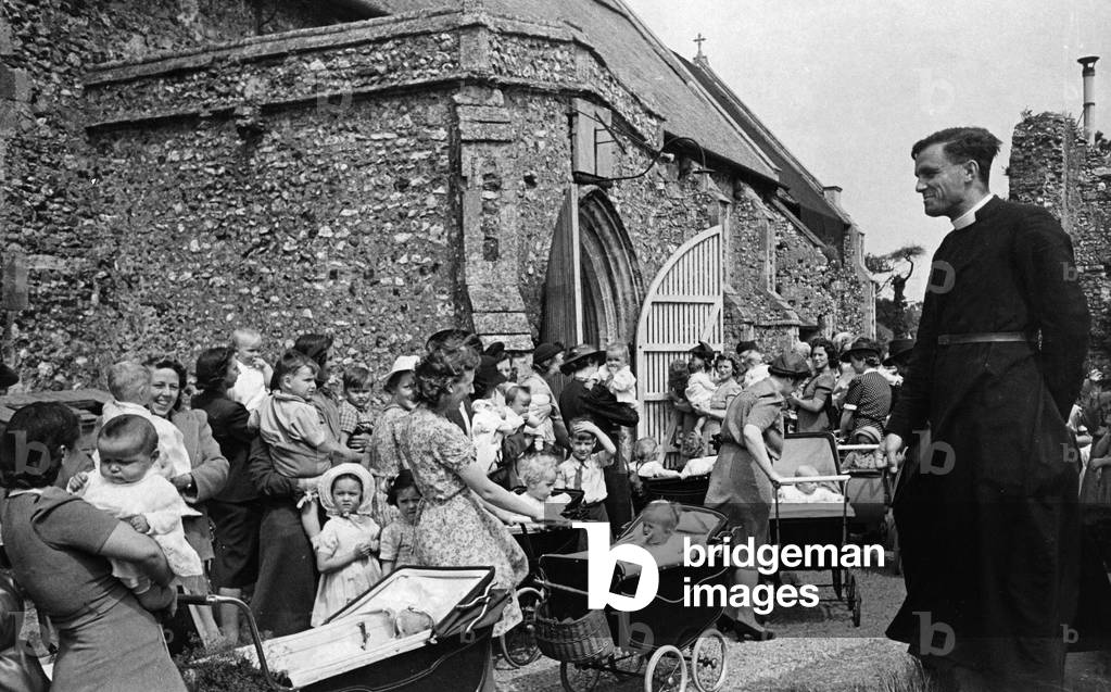 A childrens service being held at a Kessington church 
July 1942
