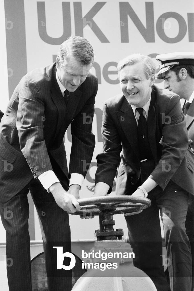 The Theogennitor ship, June 1975