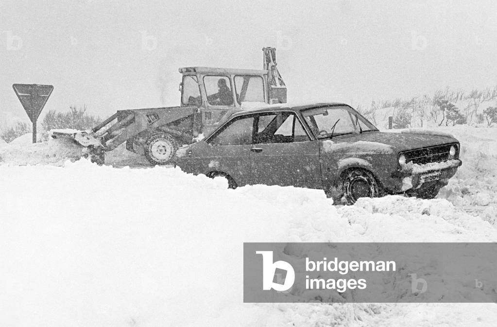 Abandoned Vehicle, on the Guisborough to Whitby A171 Moor Road, Teesside, 13th February 1978 (b/w photo)