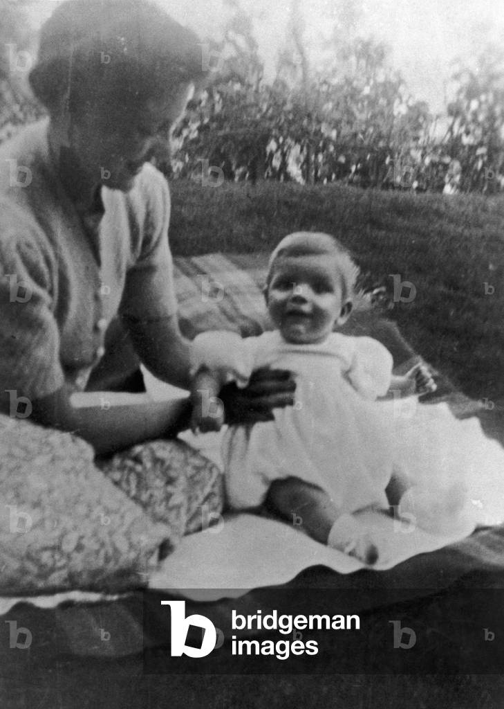 Neville Heath's ex-wife, Elizabeth Rivers of Johannesburg, with his son Robert, who was born 2nd September 1944, They were married in 1943 in the name of Armstrong. 1944 (b/w photo)
