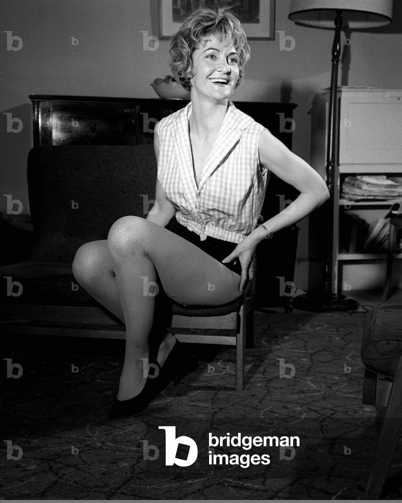 Sheila Hancock April 1961