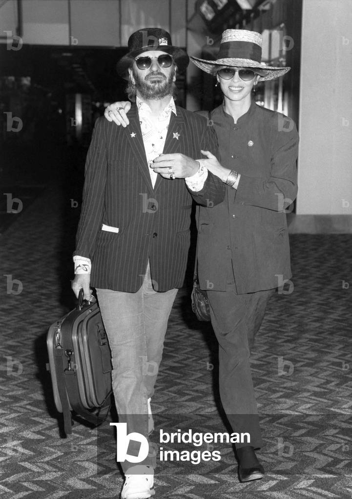 Ringo Starr and Barbara Bach leaving for New York. July 1988 P017261