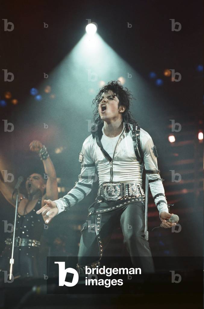 Michael Jackson in concert at Wembley 16th July 1988 (photo)