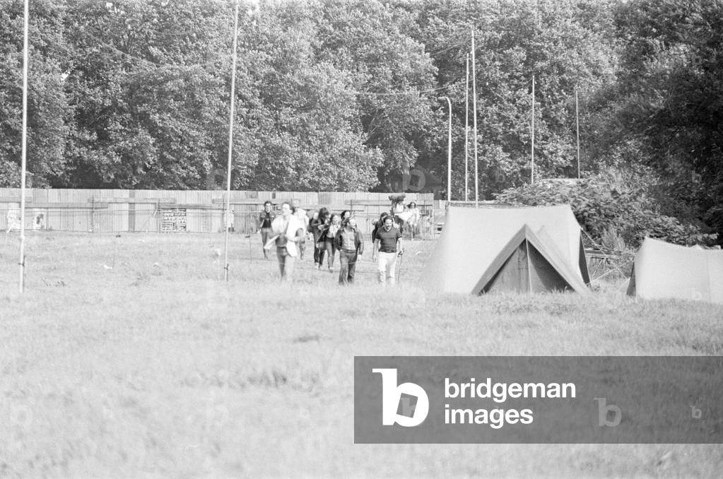 Campsite grows as festival goers start to arrive for the 20th National Rock Festival, taking place 22nd to 24th August, at Richfield Avenue, Reading, August 1980.