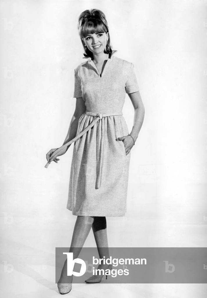 Reveille Fashions: Vivienne Cornwall, February 1965 (b/w photo)