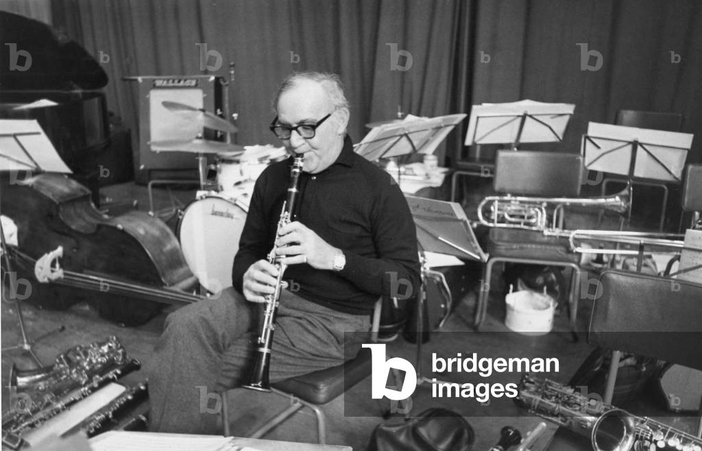 American clarinettist Benny Goodman seen here rehearsing for a Albert Hall concert at London's St Pancras Town Hall, September 1971 (b/w photo)