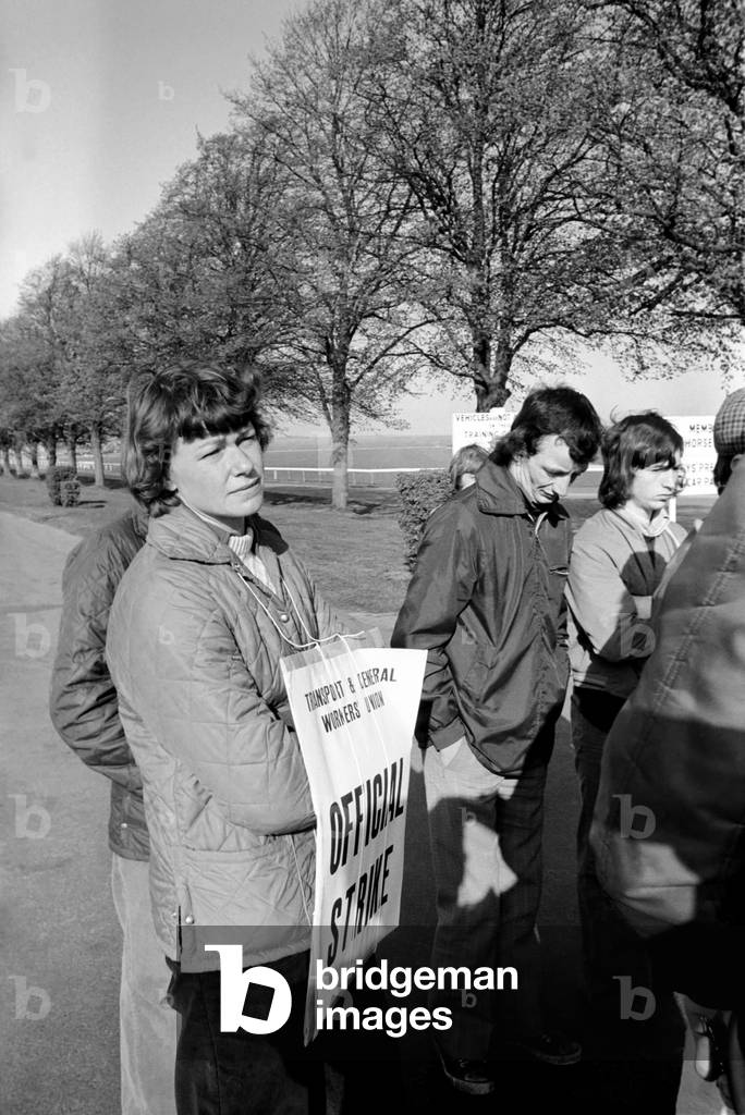 Stable boys strike at Newmarket, organised by the Transport and General Workers Union, 30 April 1975 (b/w photo)