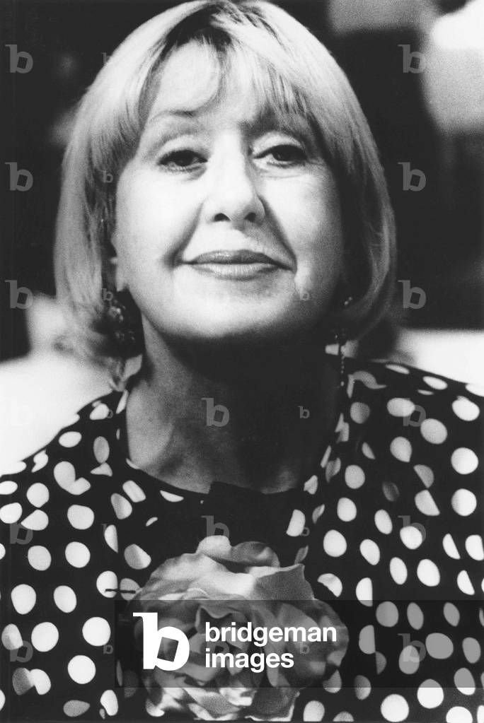 Natalia Aspesi, Milan, Italy, 1986 (b/w photo)