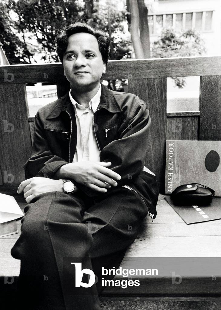 Anish Kapoor, Venice, Italy, 1990 (b/w photo)