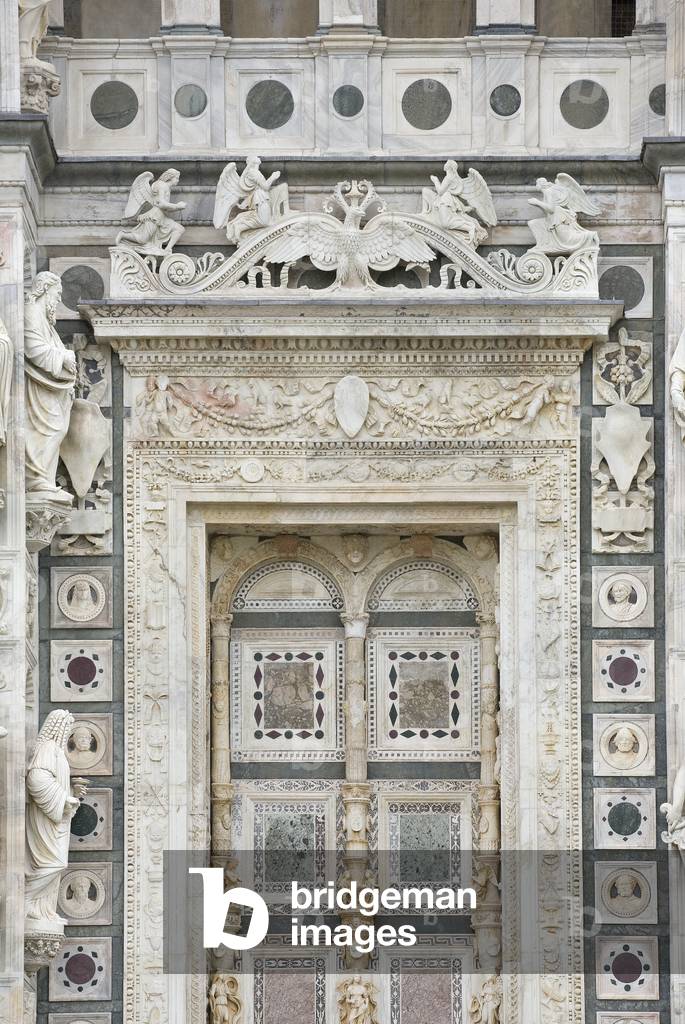 Window, detail of the exterior of Certosa di Pavia, Province of Pavia, Lombardy, Italy (photo)