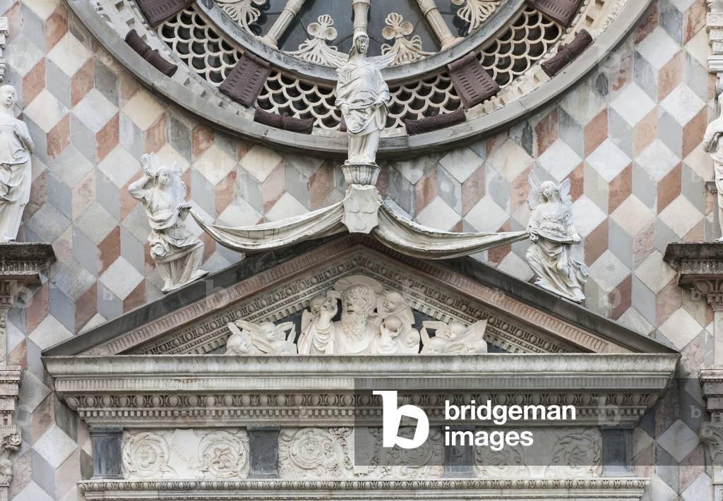 Portal, facade of Cappella Colleoni, Bergamo, Italy (photo)