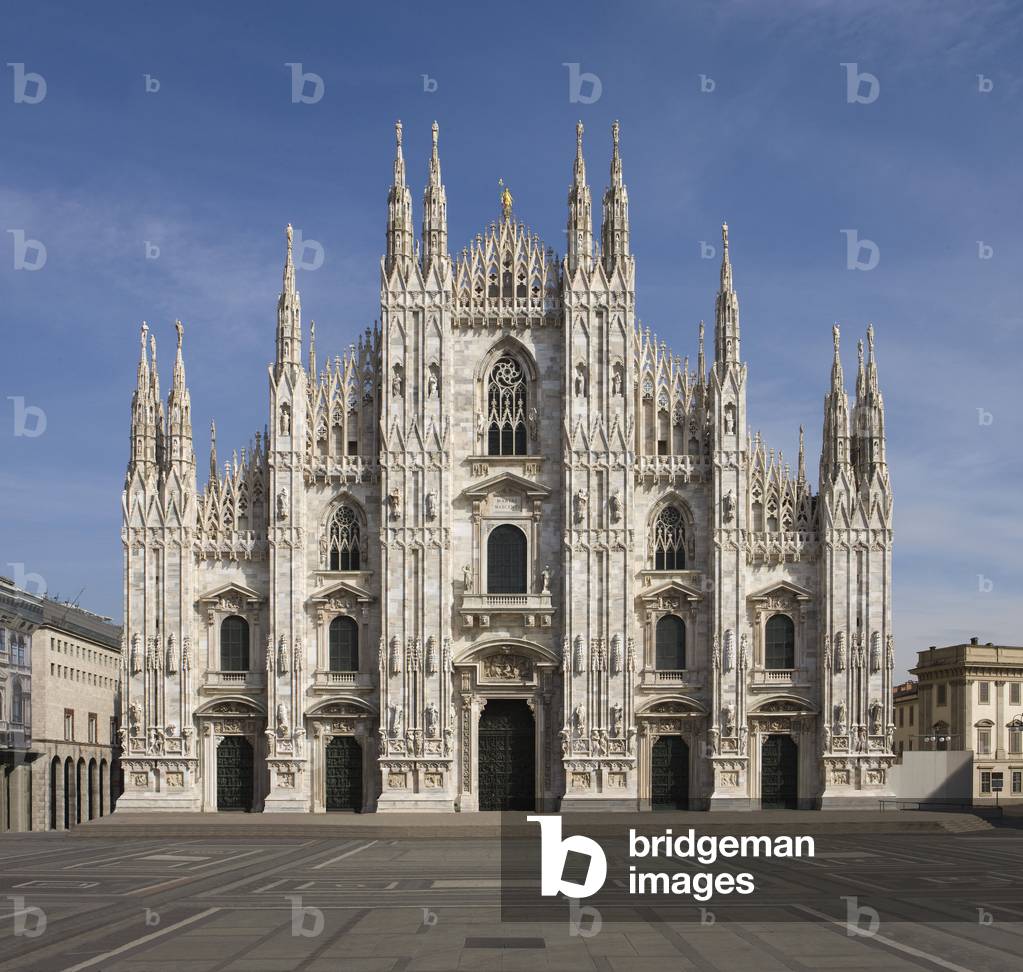 Gothic architecture: overview of the cathedral (Duomo or Dome) of Milan. 14th-15th century Italy