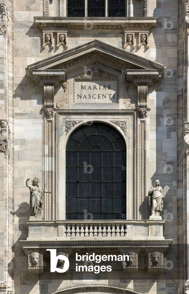 Exterior of the Duomo of Milan, Lombardy, Italy (photo)