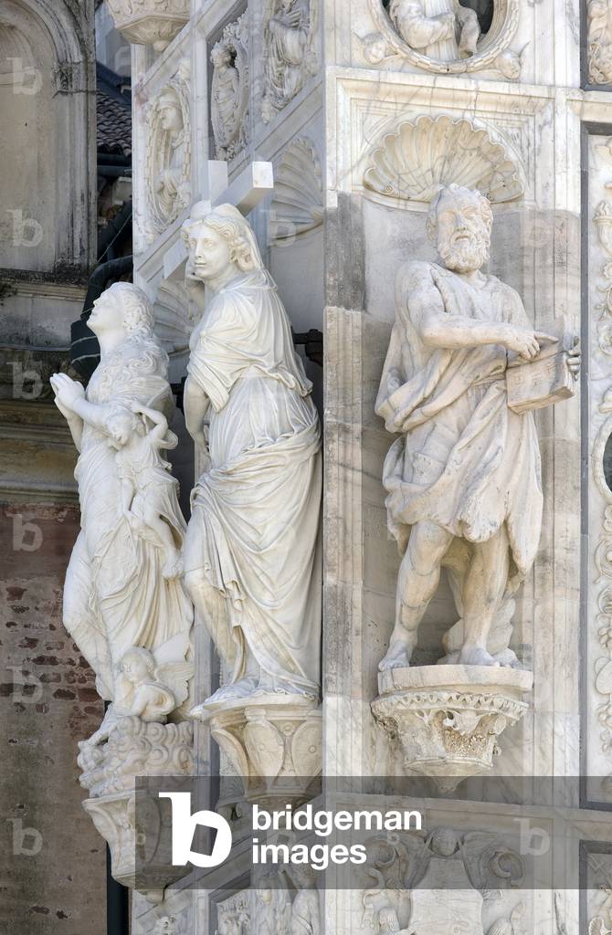 Apostle, Saint Helena, Saint Magdalene, detail of the exterior of Certosa di Pavia, Province of Pavia, Lombardy, Italy (photo)