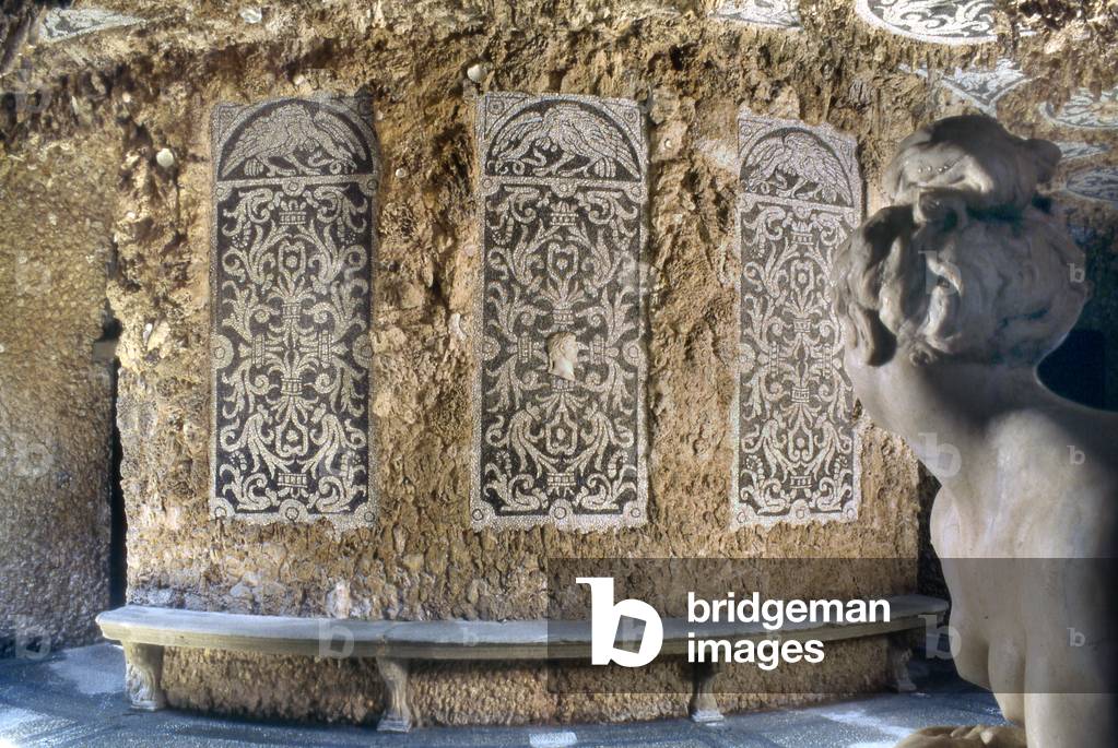 Room in the Nymphaeum at Villa Litta Visconti Borromeo Arese, Lainate, Lombardy, Italy (photo)