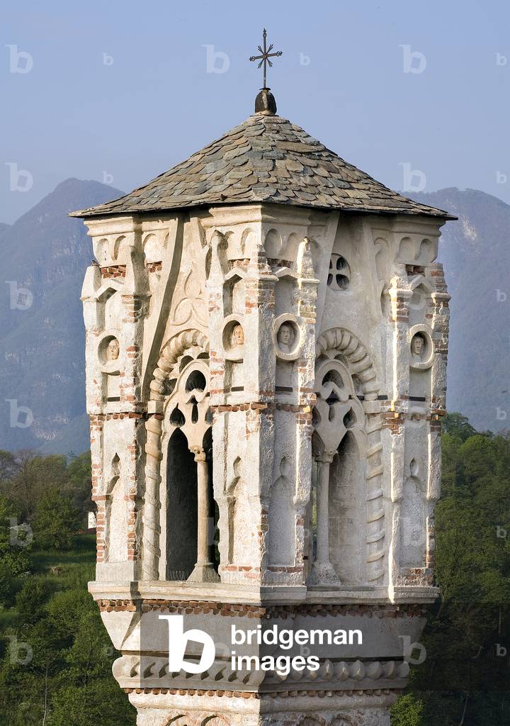Gothic spire of the bell tower, Chiesa di Santa Maria Maddalena, Ossuccio, Como, Lombardy, Italy (photo)