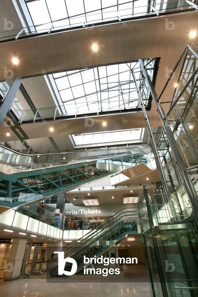 Interior of Garibaldi Station, Torre Garibaldi, Milan, Lombardy, Italy (photo)