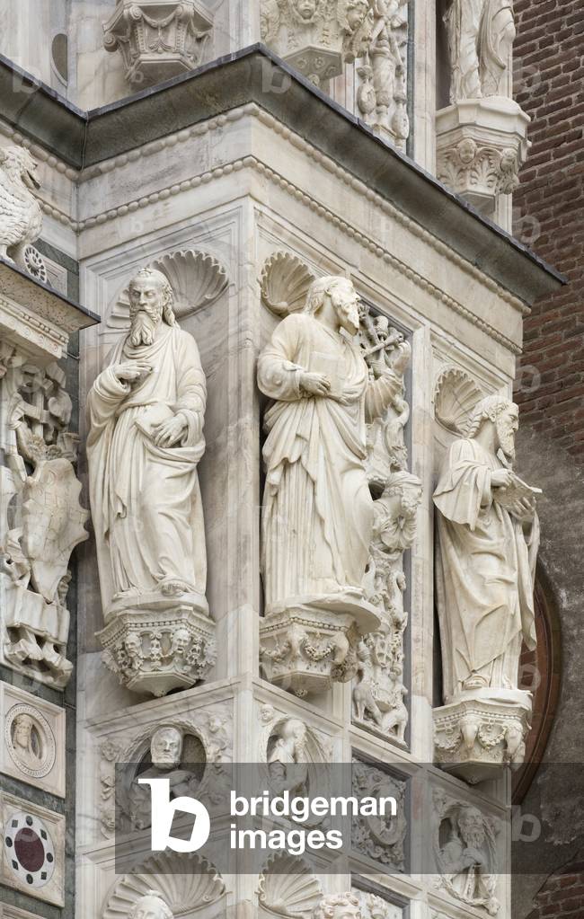 Moses and Apostles, detail of the exterior of Certosa di Pavia, Province of Pavia, Lombardy, Italy (photo)