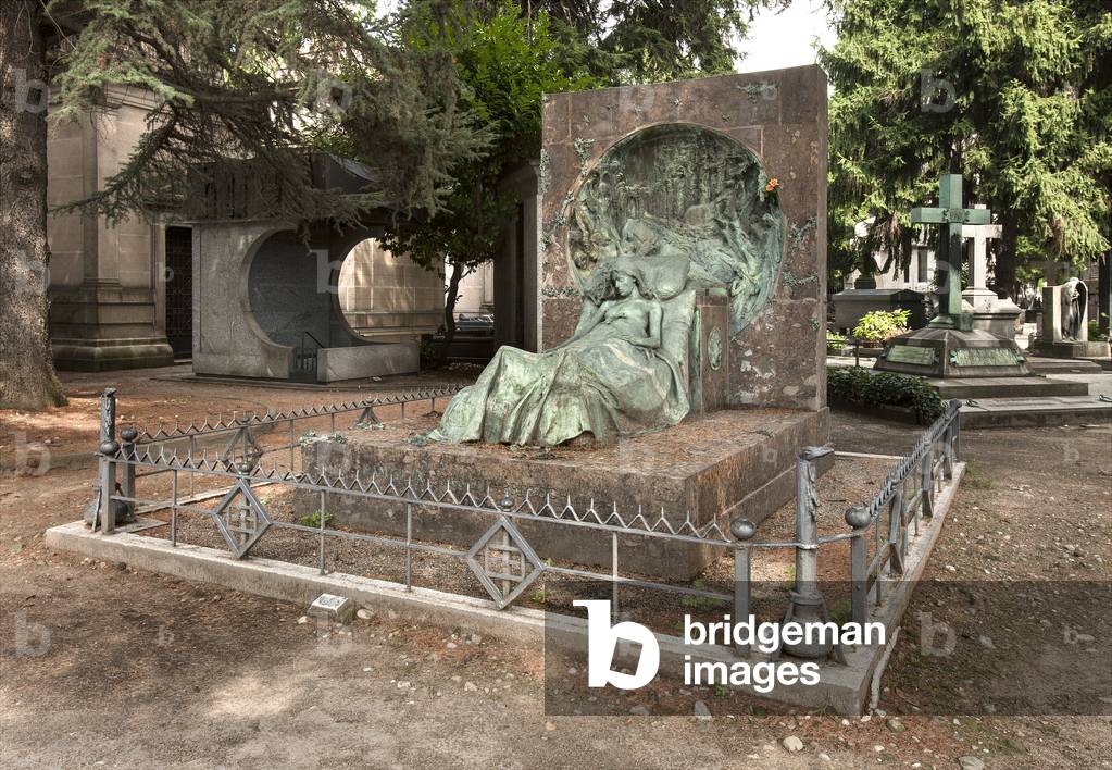 View of the Tomb of Isabella Casati Brioschi, Monumental Cemetery, Milan, Lombardy, Italy (photo)