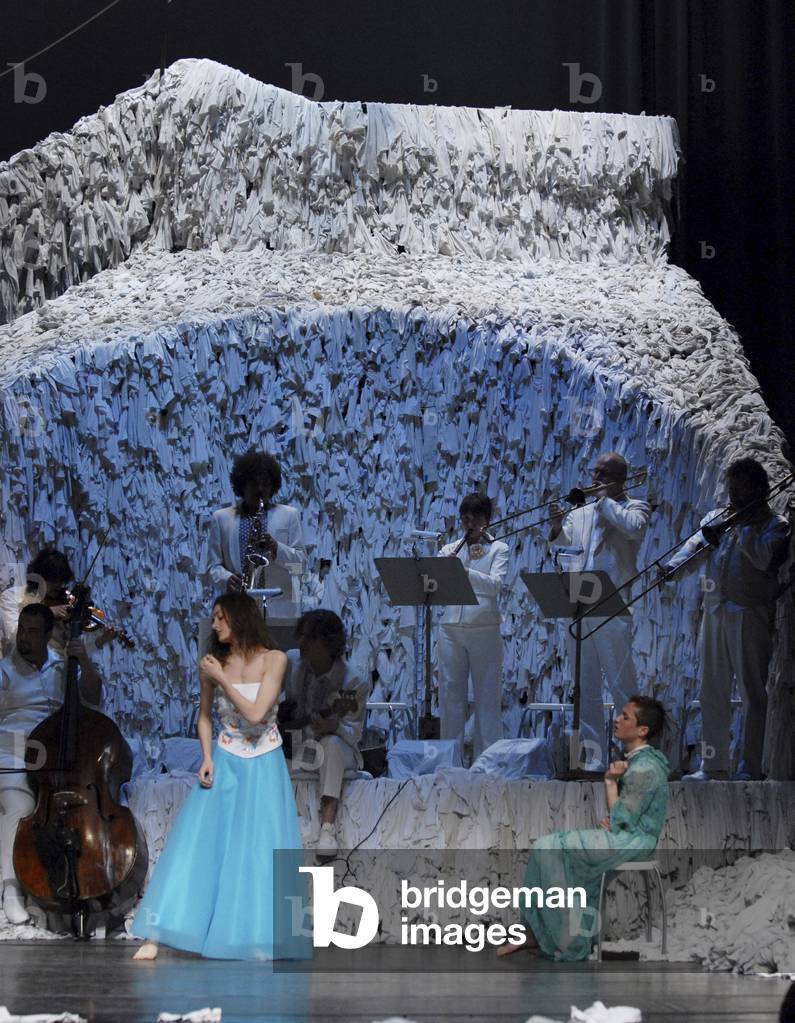 Les Ballets C de