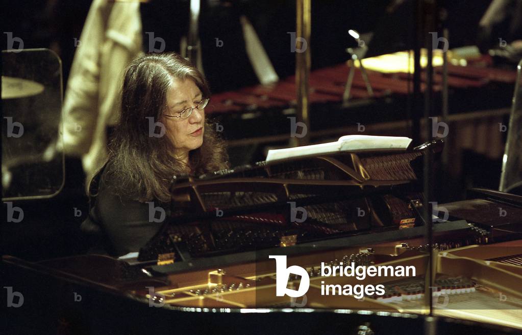 Martha Argerich - Argentine pianist n_e in 1941 Paris on 02 2006 with the Philharmonic Orchestra of Radio France