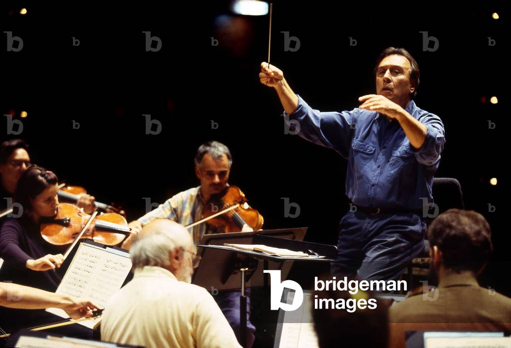 Claudio Abbado - Portrait of the italien conductor (1933 2014) in Lucerne in 1997, conducting the Berliner Philharmoniker