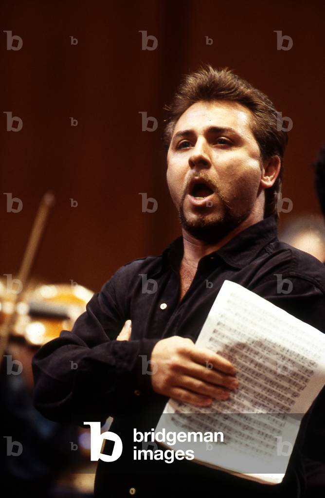 Roberto Alagna, Paris 1997. French tenor, born 7 June 1963.