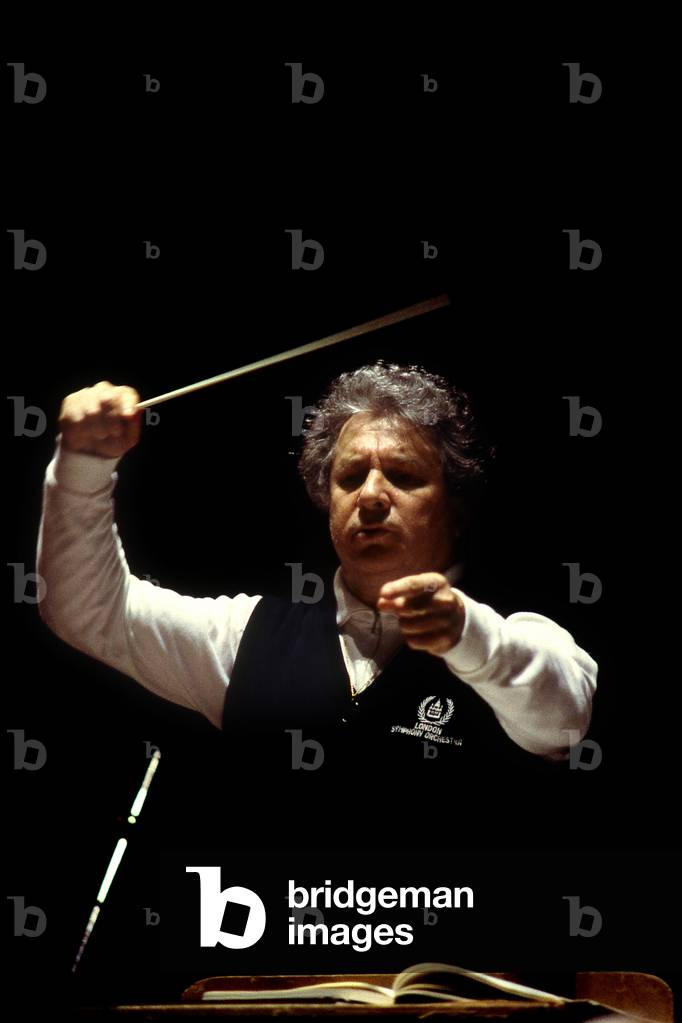 Yuri Aharonovitch - Israeli born soviet conductor ( 1932 2002) conducting l'Orchestre de Paris - 1988