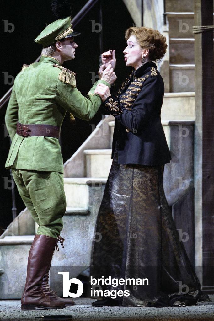 La Grande Duchesse de Gerolstein at the Theatre du Châtelet, Paris, 2004 (photo)