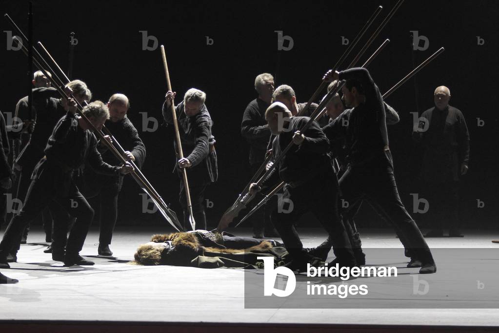 Macbeth - Opera  by Giuseppe Verdii Paris, Théatre des Champs Elysées - 05 2015 - Orchestre national de France - Dir. Daniele Gatti - act 1