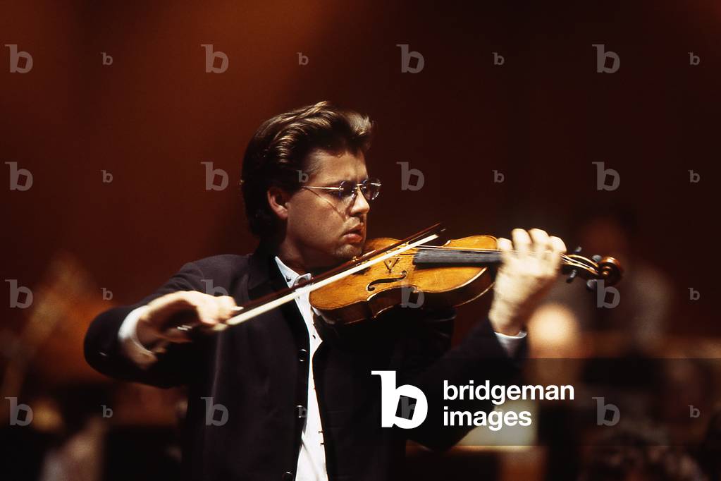 Julian Rachlin - portrait of the Lituanian violonist born in 1974 - Paris 2000