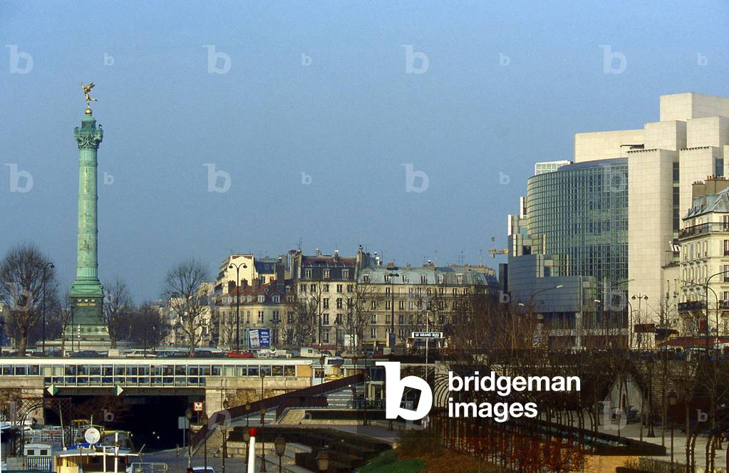 LOpéra de la Bastille (Bastille Opera House) in Paris, France - exterior view. Located on the Place de la Bastille, Paris. Opened 1989.
