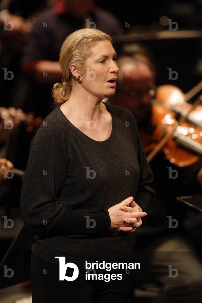 Annick Massis singing with the Ensemble Orchestral de Paris at the Théatre des Champs Elysées, Paris, December 2009. French soprano, b. 1960-.