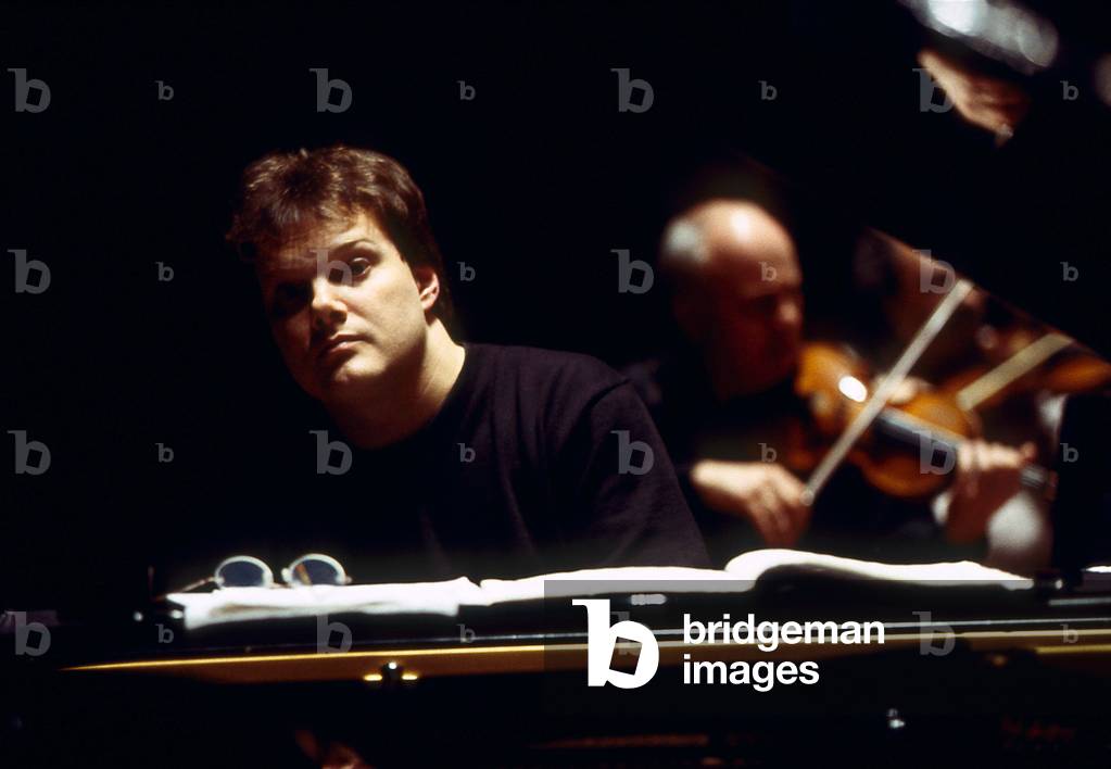 Lars Vogt performing in Paris, 2005. German pianist, born 1970