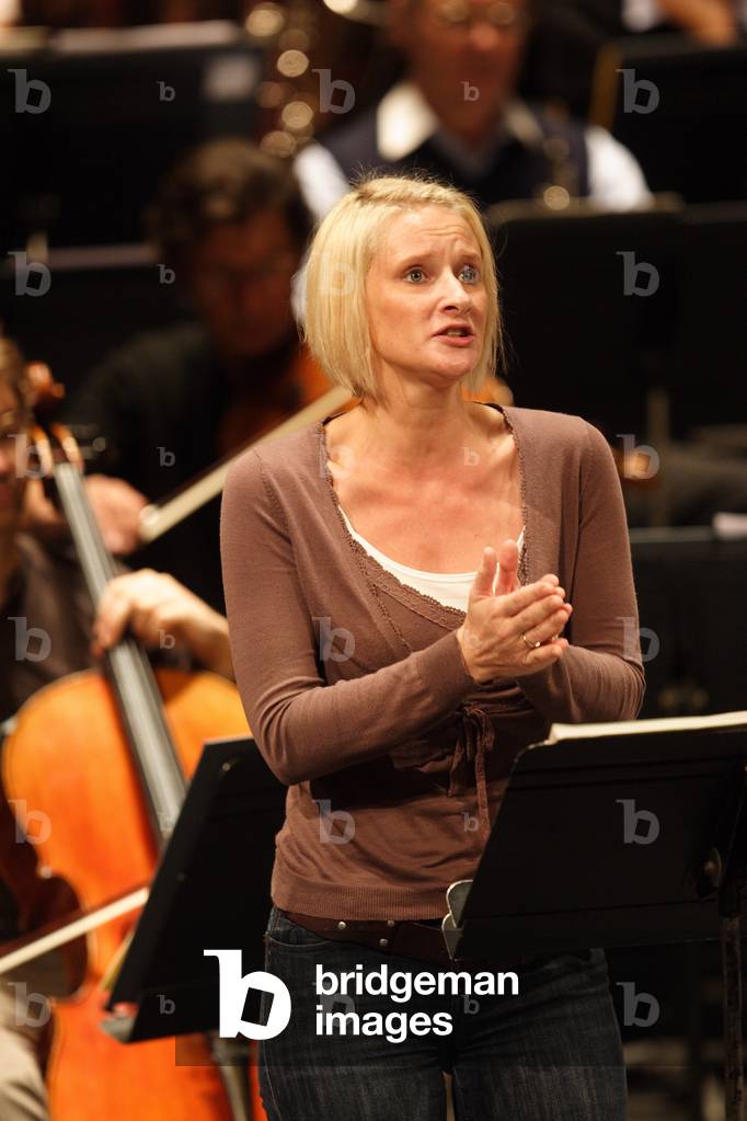 Hendrickje van Kerckhove, soprano singer rehearsing with ensemble orchestral de Paris - Théatre des champs Elysées, Paris, September 2008.