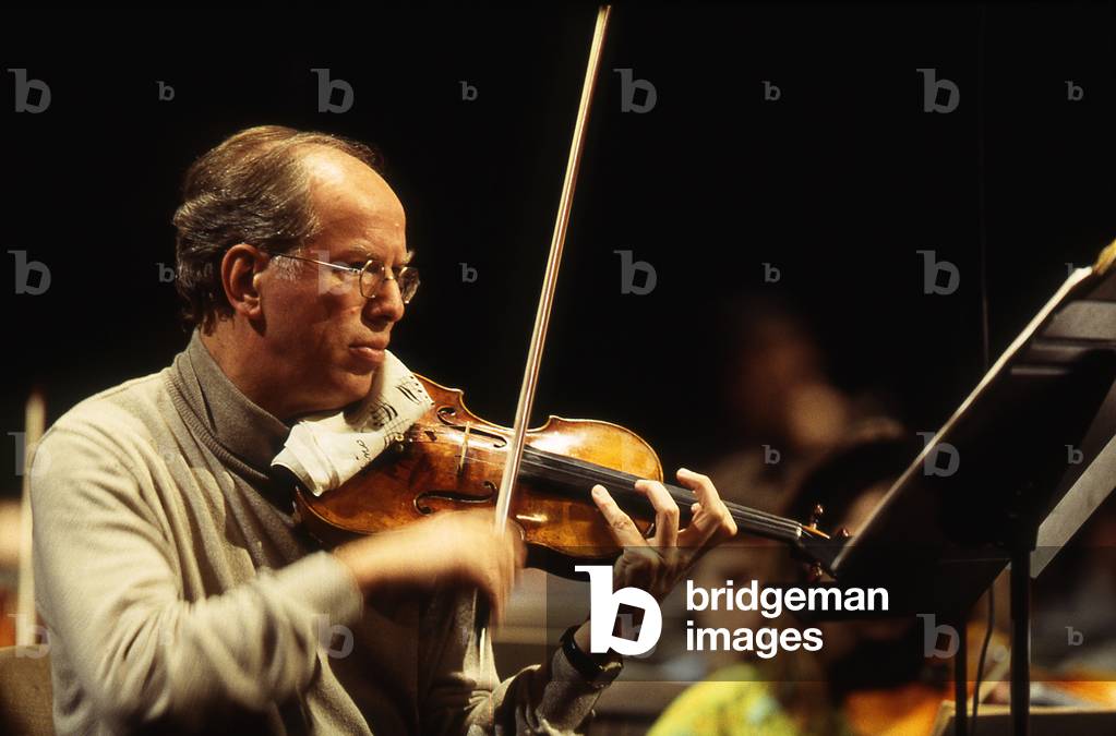 Gidon Kremer - Latvian violinist and conductor. (Latvian: Gidons Kr?mers), 2000. b. 27 February 1947 -