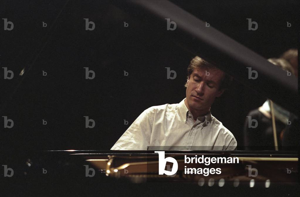 Nikolai Lugansky - portrait of the Russian pianist rehearsing with the Orchestra of Paris, April 2005. Born 26 April 1972.