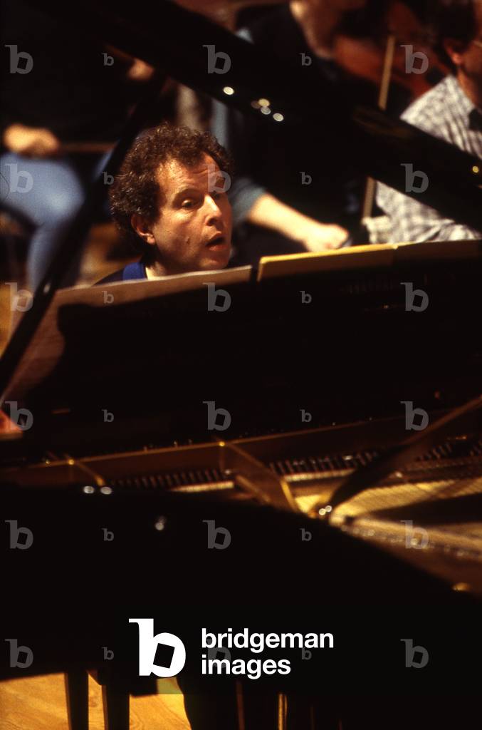 Andras Schiff, 1996 (photo)